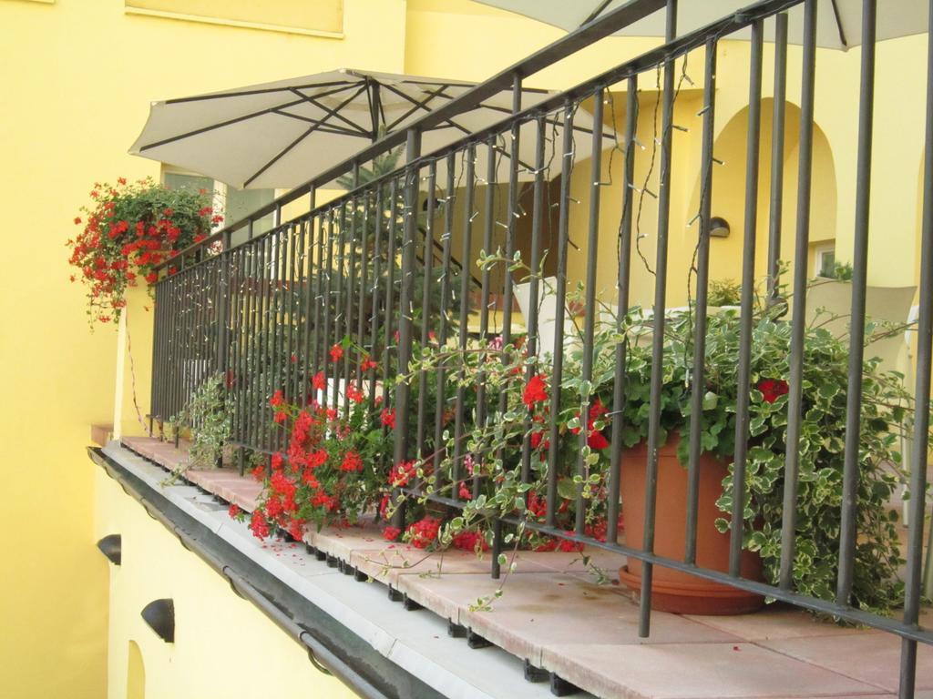 Domus Henrici Hotel Prague Ngoại thất bức ảnh