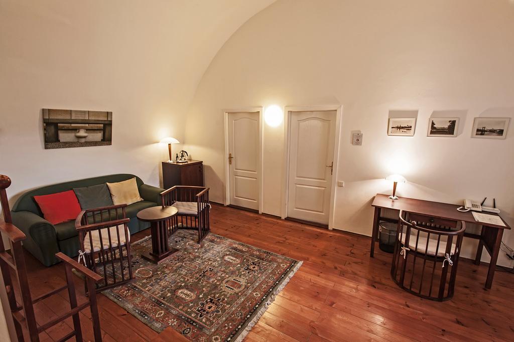 Domus Henrici Hotel Prague Ngoại thất bức ảnh