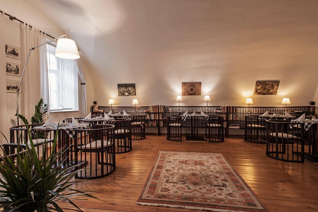 Domus Henrici Hotel Prague Ngoại thất bức ảnh
