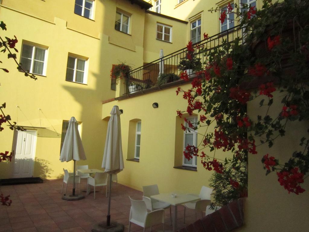 Domus Henrici Hotel Prague Ngoại thất bức ảnh